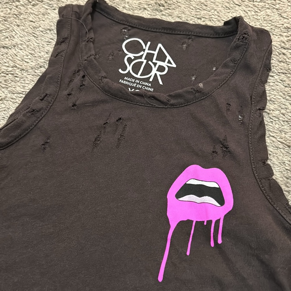 Chaser Tank Top 💋 - Picture 2 of 4